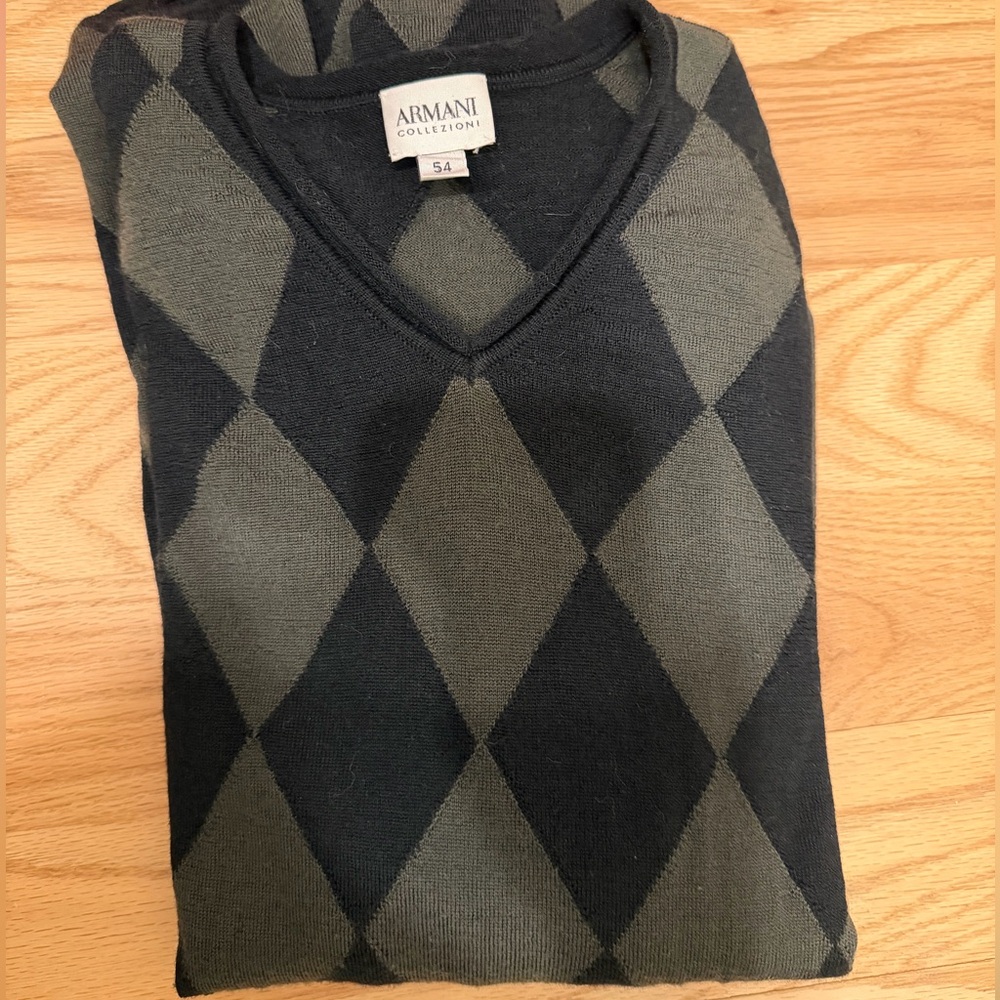 Armani Collezioni V-Neck Sweater size large - Black and green Argyle